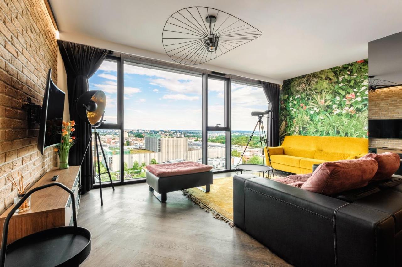 Skyview Suite - Niepowtarzalny Widok I Basen Люблин Экстерьер фото