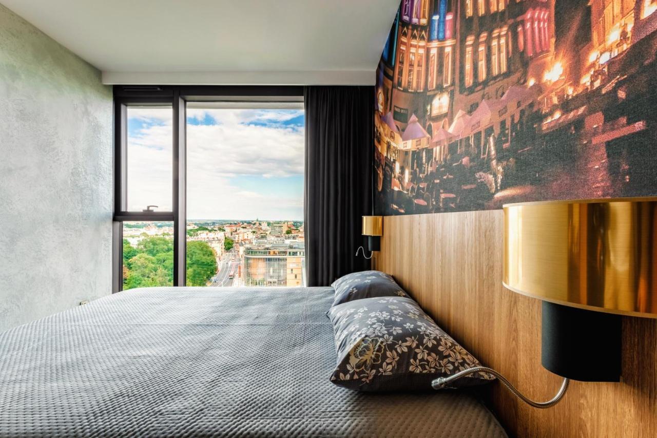 Skyview Suite - Niepowtarzalny Widok I Basen Люблин Экстерьер фото